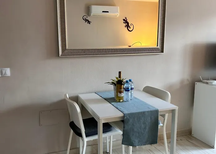 Casa Aurora 公寓 蒂亚斯